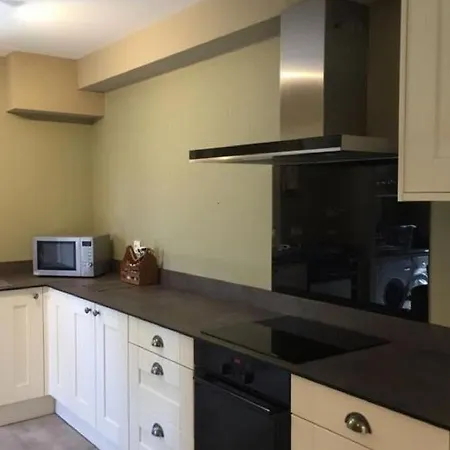 فيلة Spacious With Heated Pool Several Terraces And A Lot Of Privacy *