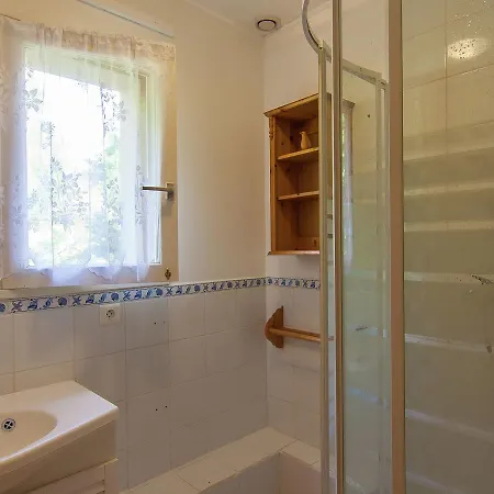 فيلة Spacious With Heated Pool Several Terraces And A Lot Of Privacy Masclat