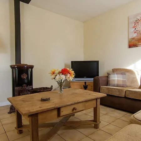 فيلة Spacious With Heated Pool Several Terraces And A Lot Of Privacy